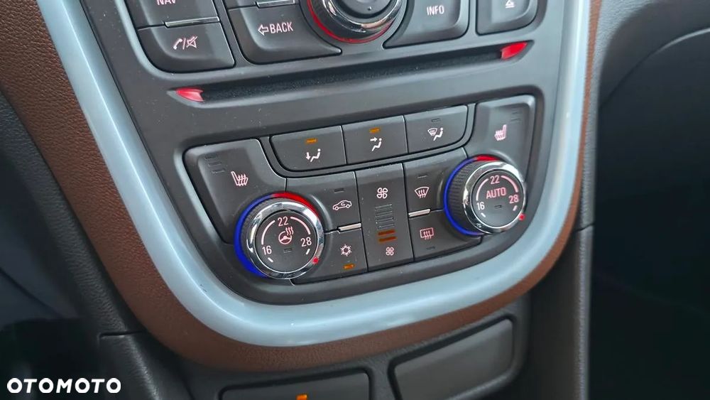 Opel Mokka 1.4 T Cosmo - 33