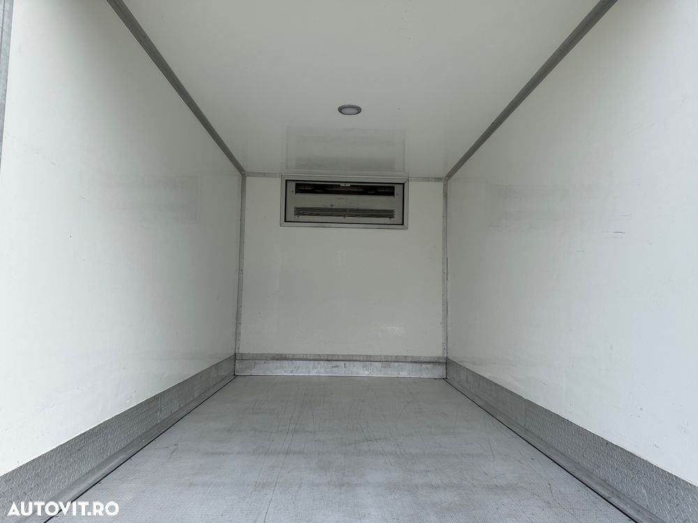 Mercedes-Benz Sprinter 516 - 11