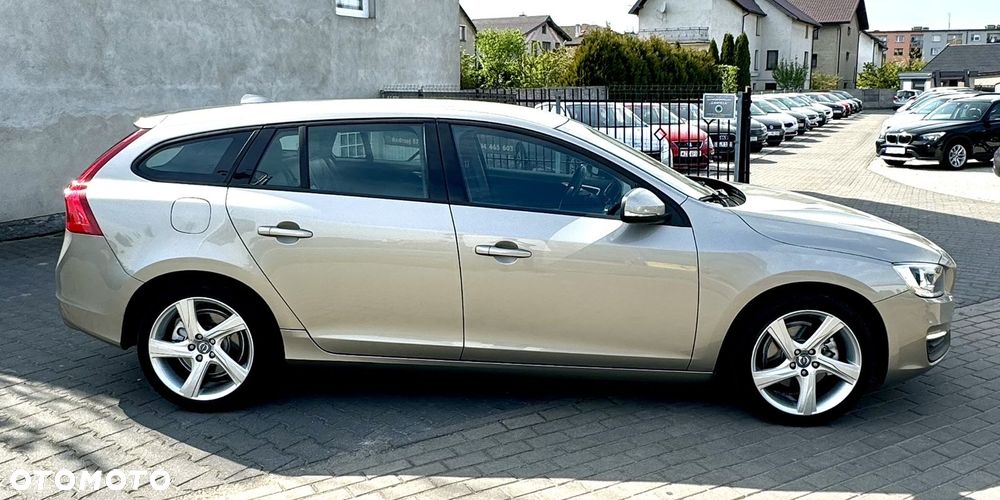 Volvo V60 D2 Drive-E Summum - 5