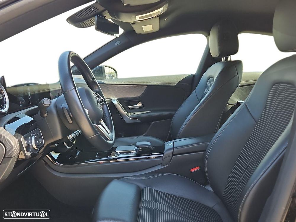 Mercedes-Benz CLA 180 d 8G-DCT Progressive - 12