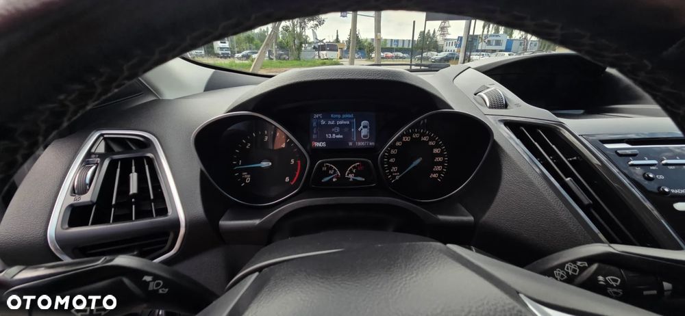 Ford Kuga 2.0 TDCi 4x4 Titanium - 26