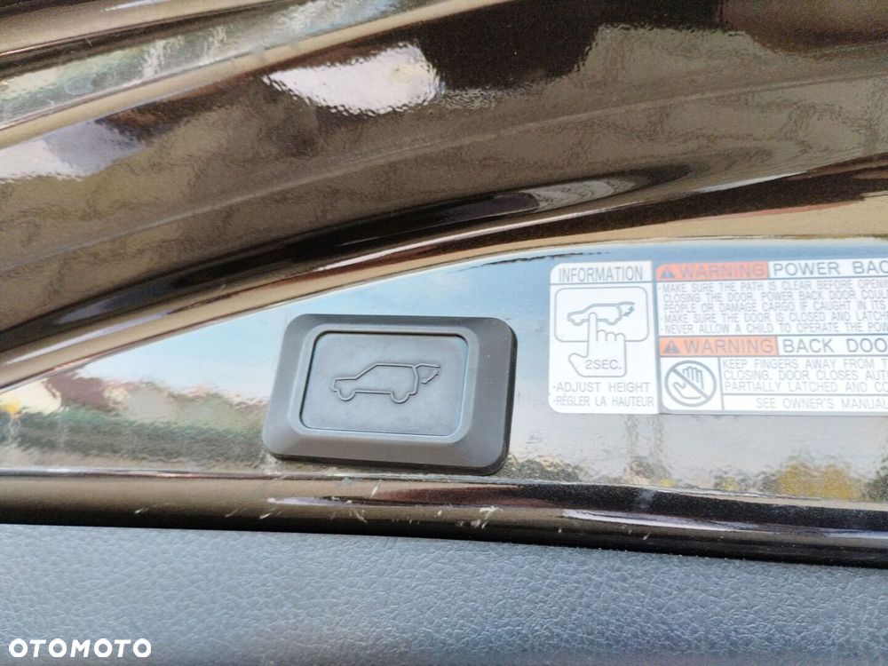 Toyota RAV4 Hybrid Premium 4x4 - 23