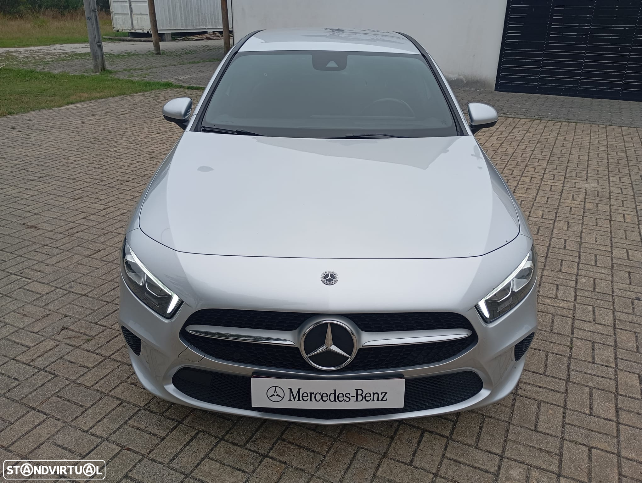 Mercedes-Benz A 180 Limousine d Progressive Aut. - 12