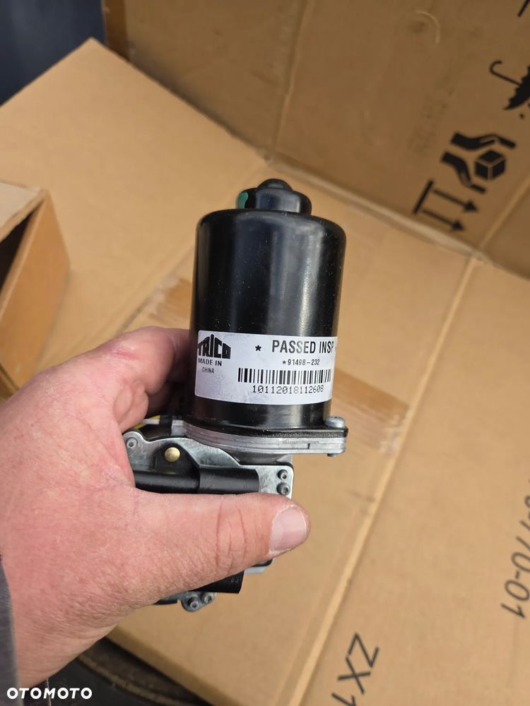 Silnik Silniczek wycieraczki szyby przedniej Opel CORSA C TIGRA B 23001902 Silnik wycieraczek  OPEL Combo Corsa C - 4