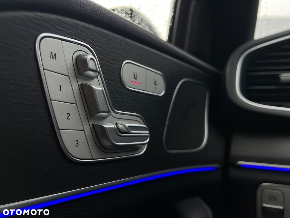 Mercedes-Benz GLE 300 d 4-Matic - 12
