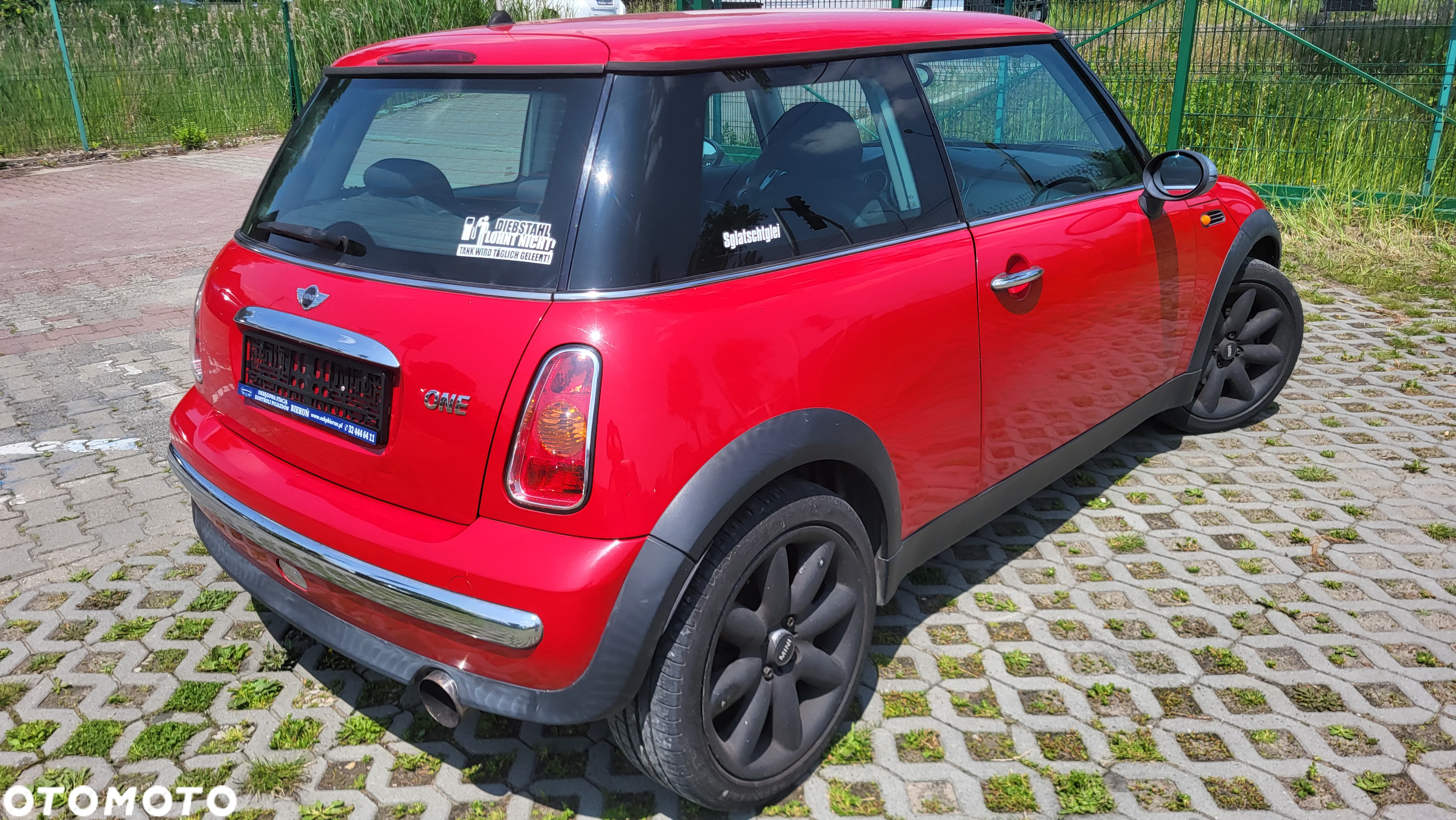 MINI ONE - 16