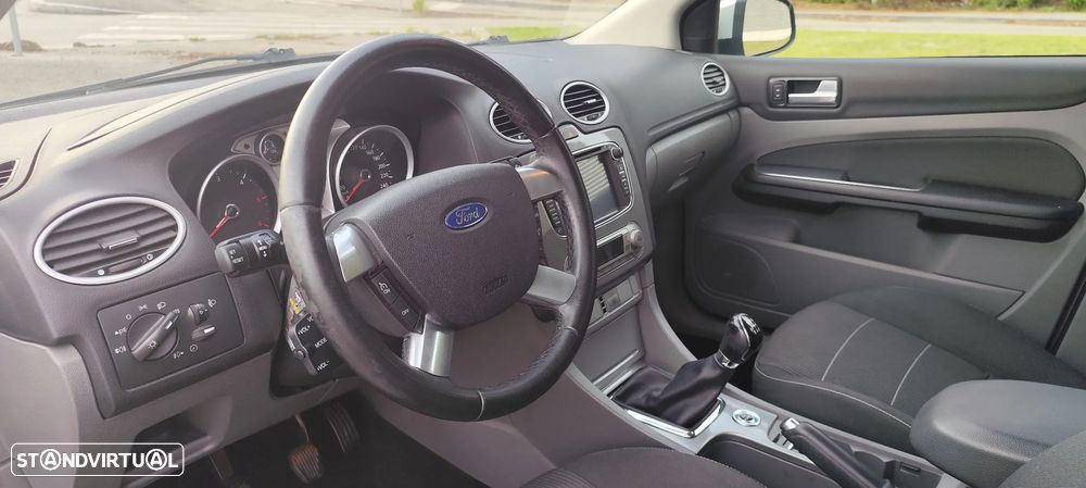 Ford Focus SW 1.6 TDCi Titanium - 11