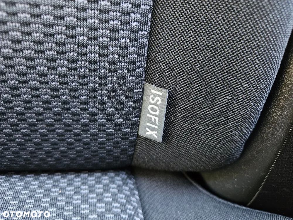 Toyota Auris - 33