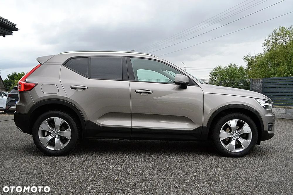 Volvo XC 40 D3 Momentum - 8