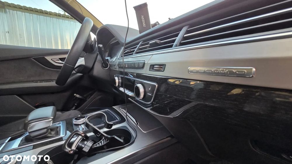 Audi Q7 - 21