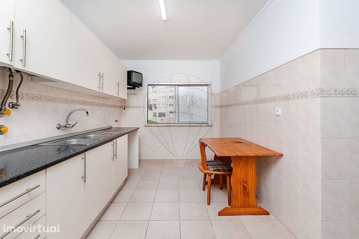 Apartamento T1 para venda - Grande imagem: 2/22