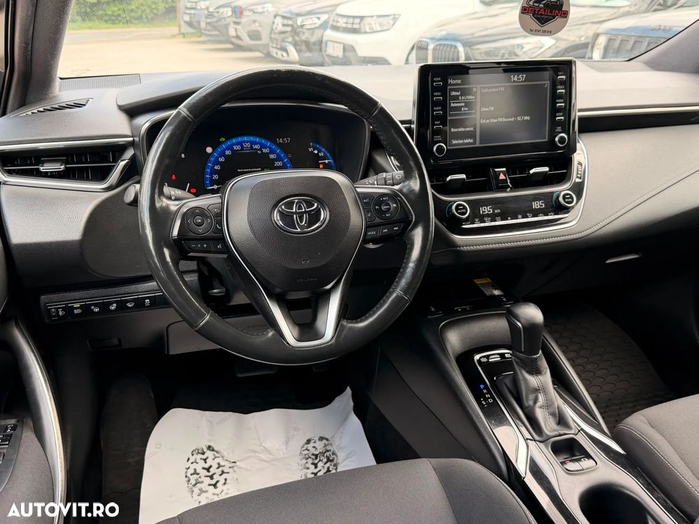 Toyota Corolla - 20
