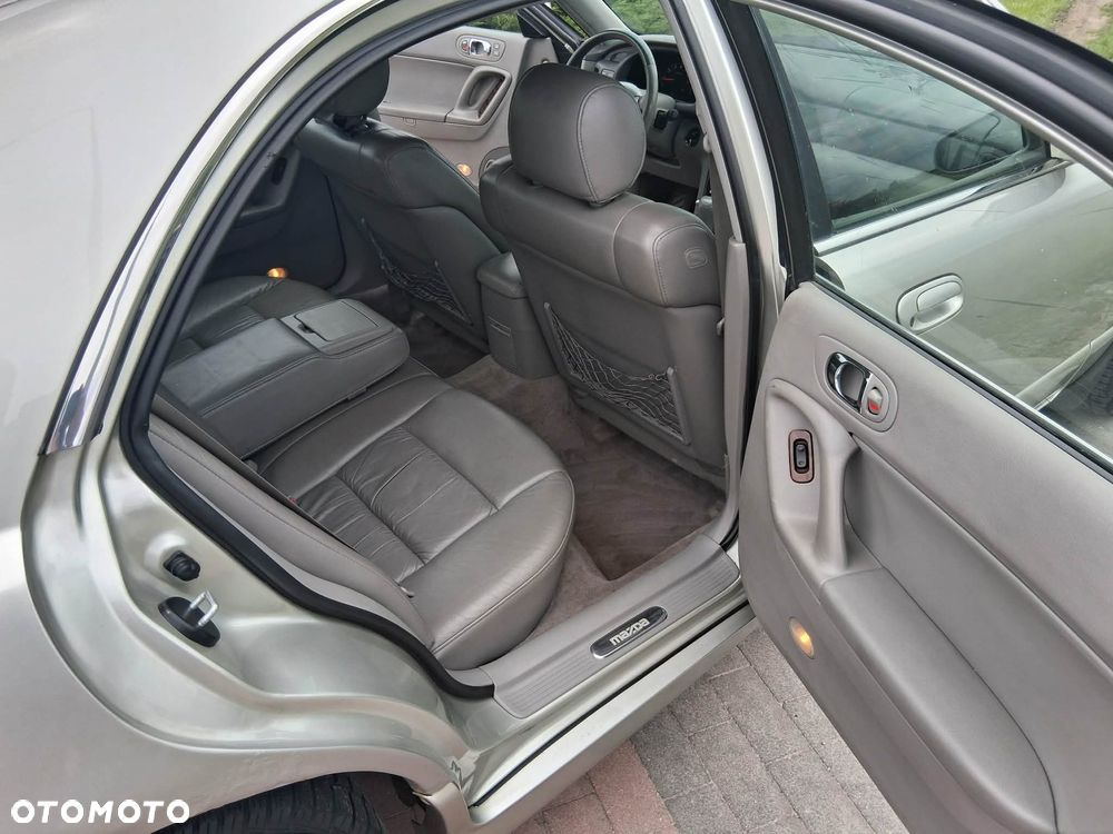 Mazda Xedos - 19