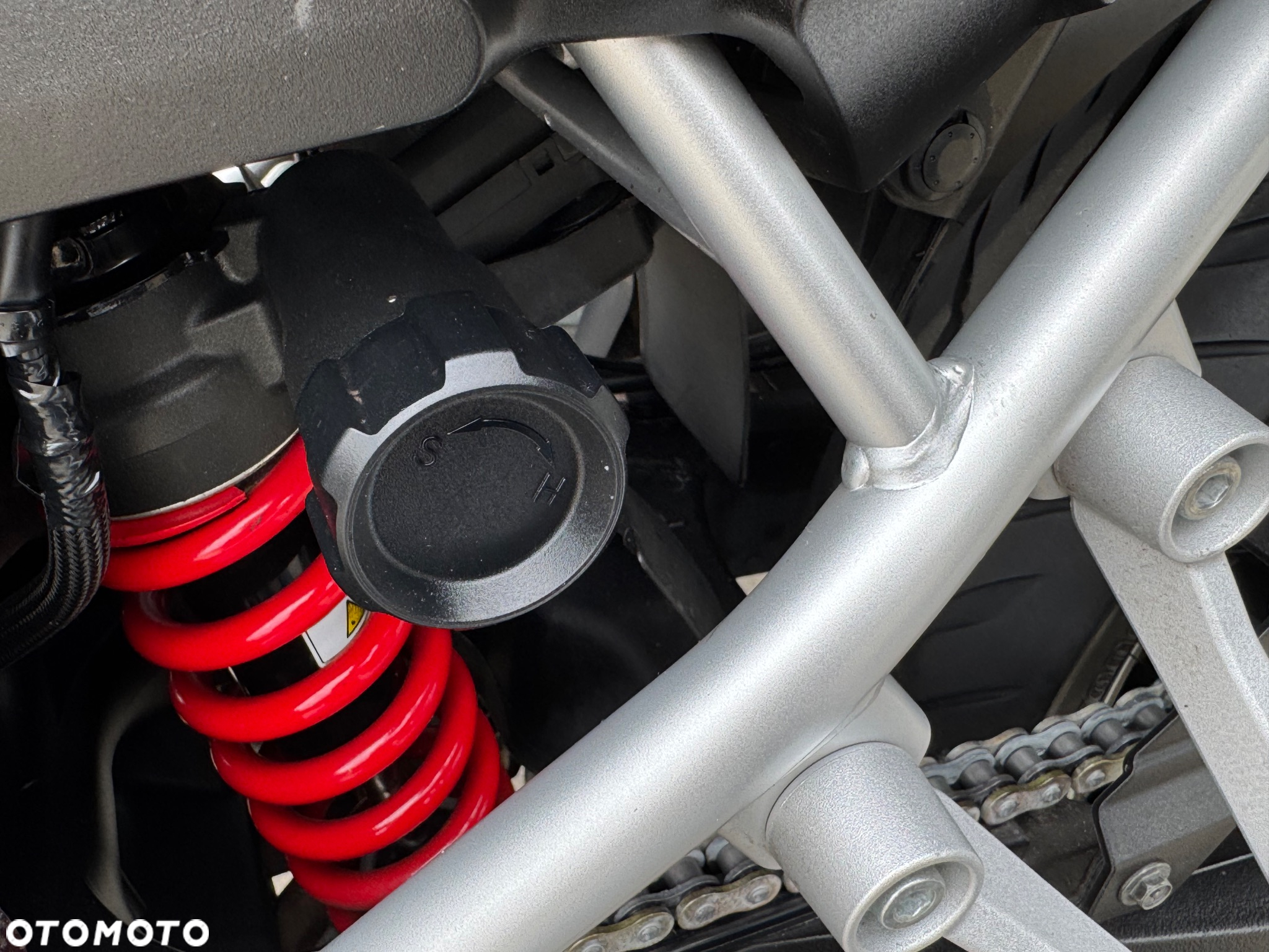 Suzuki V-STROM - 35
