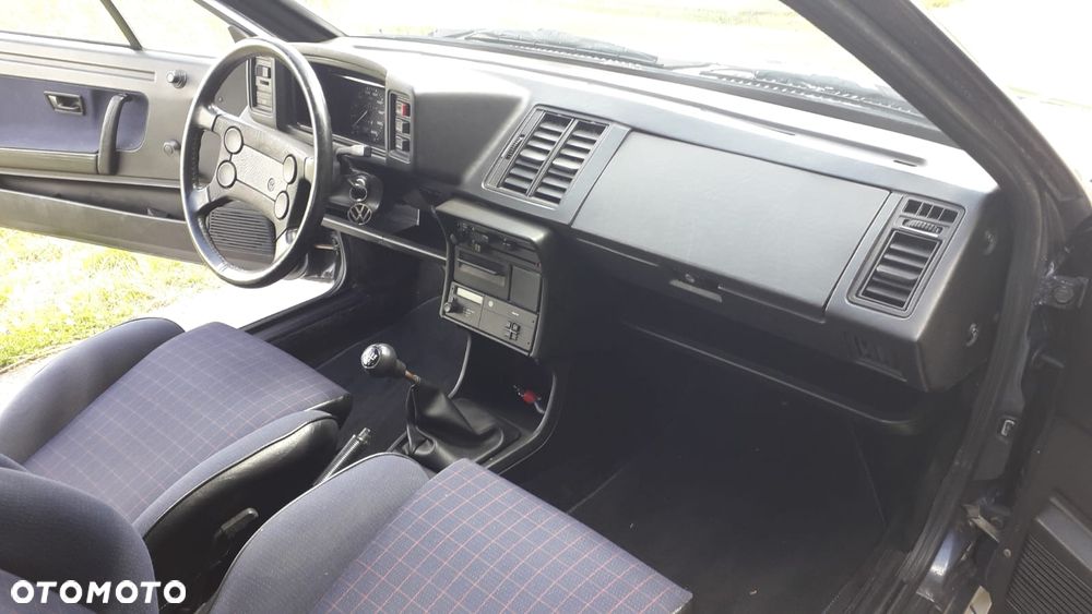 Volkswagen Scirocco - 12
