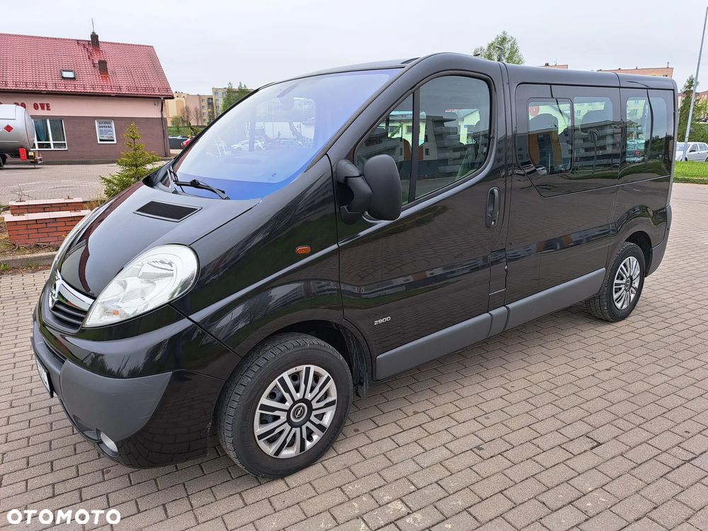 Opel Vivaro - 8