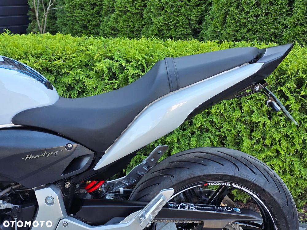 Honda Hornet - 25