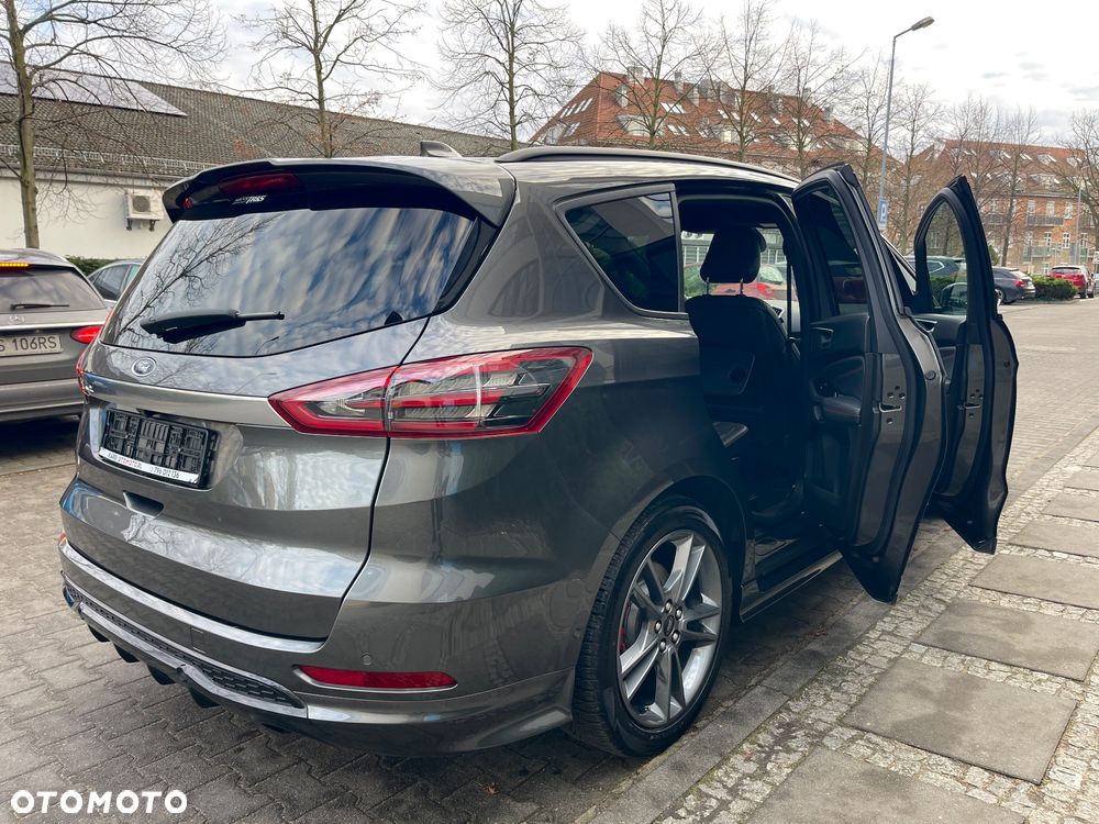 Ford S-Max - 15