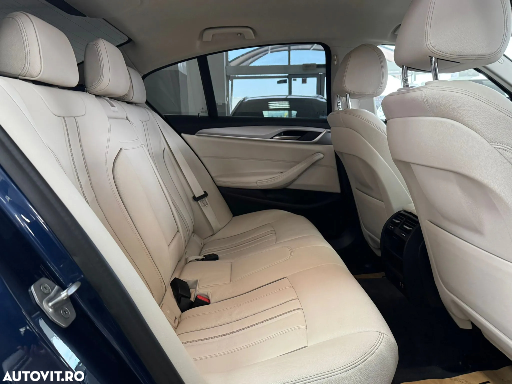 BMW Seria 5 530d xDrive Aut. - 24