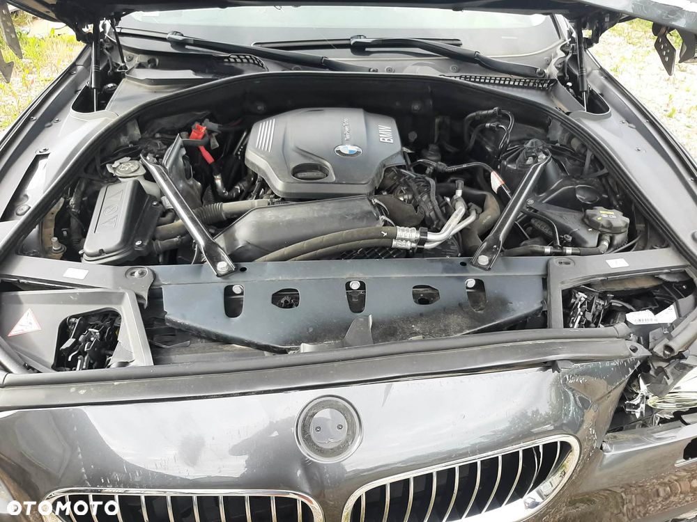 BMW Seria 5 520d Efficient Dynamics Edition Luxury Line - 14