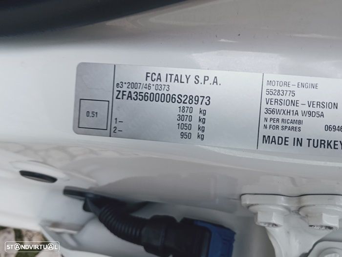 Fiat Tipo Station Wagon 1.3 M-Jet Lounge Tech - 53