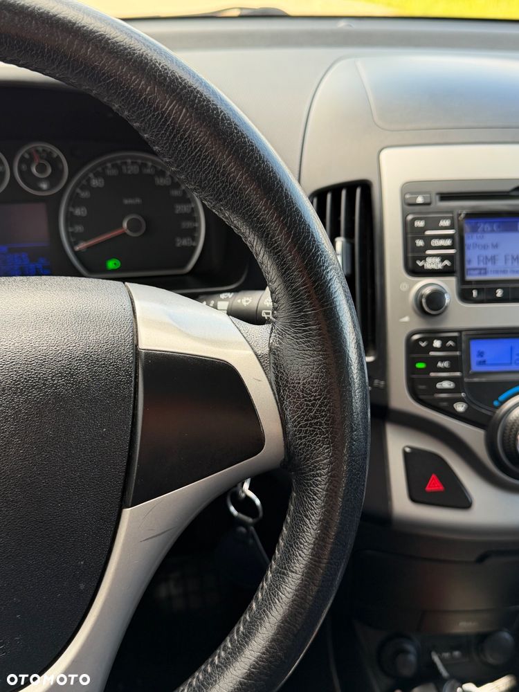 Hyundai i30 1.6 blue Classic - 30