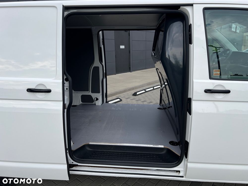 Volkswagen T6 Lang - 32