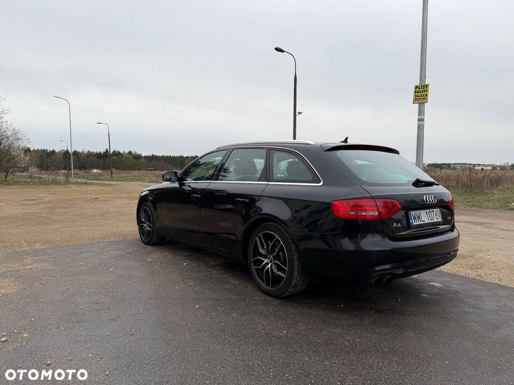 Audi A4 Avant 2.0 TDI - 7