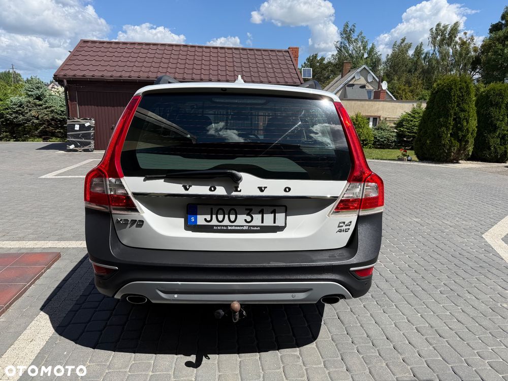 Volvo XC 70 D4 AWD Momentum - 4