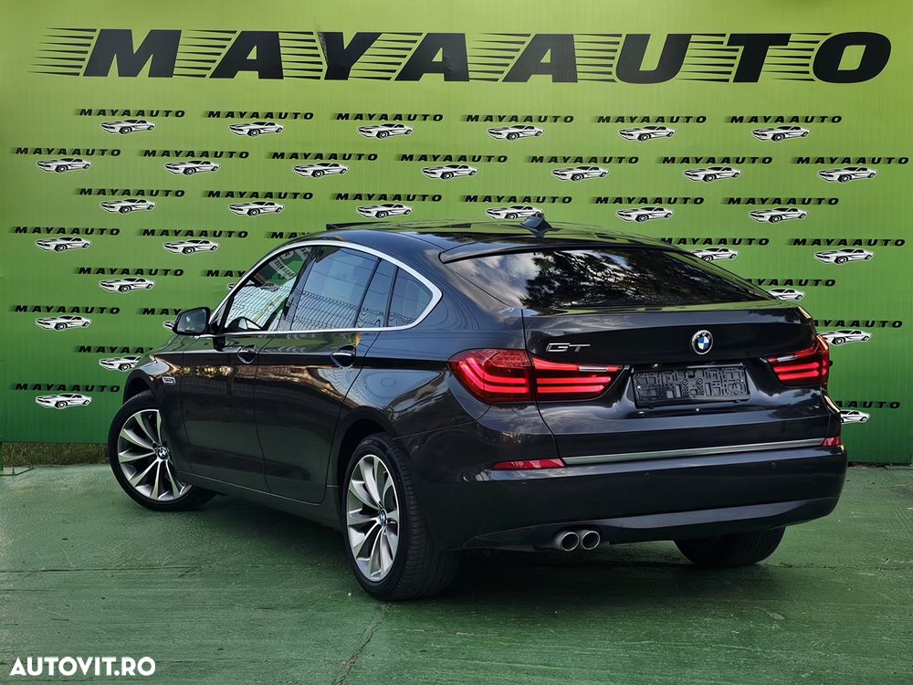 BMW Seria 5 520d Aut. Luxury Line - 9
