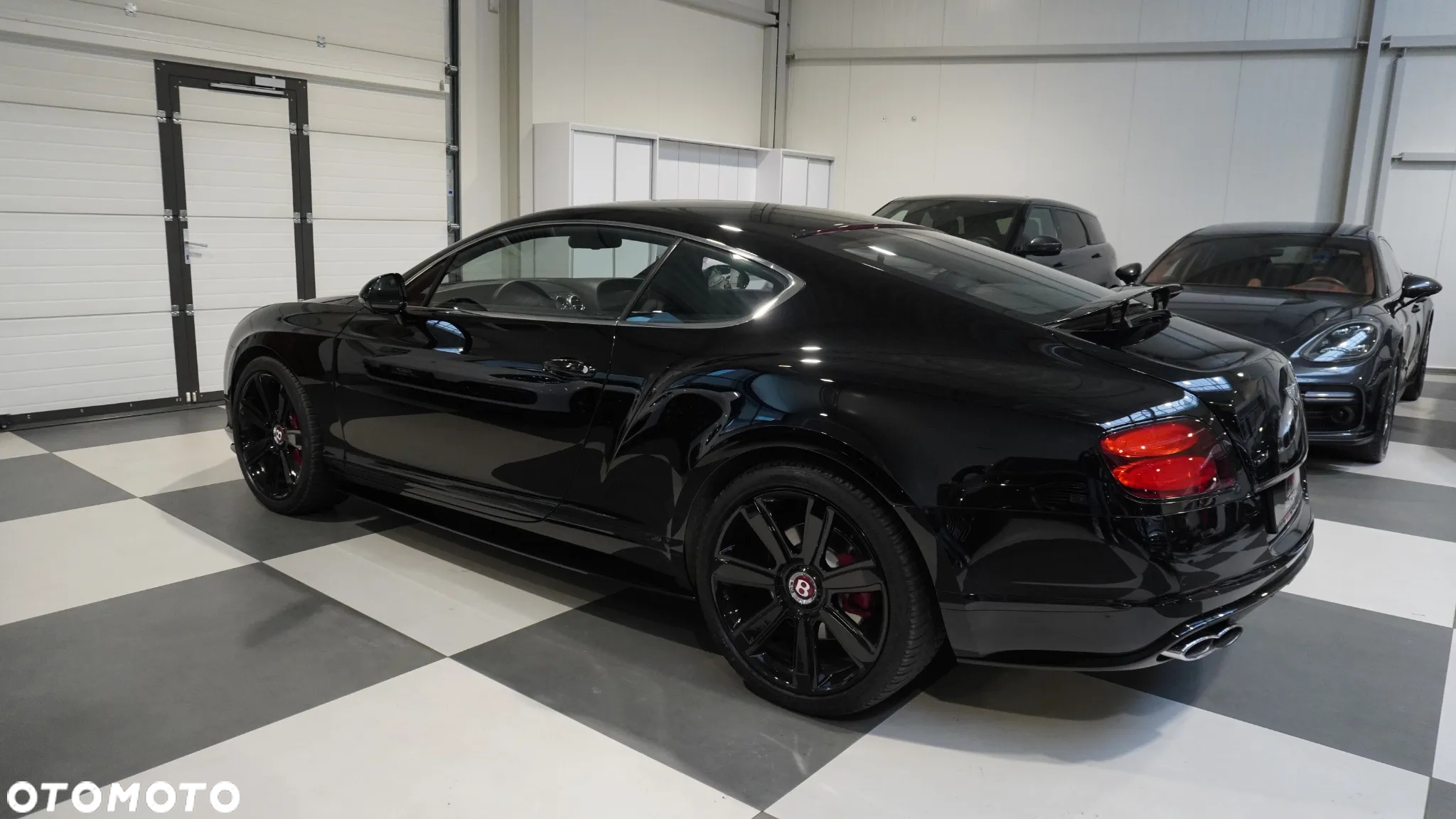 Bentley Continental GT V8 S - 12