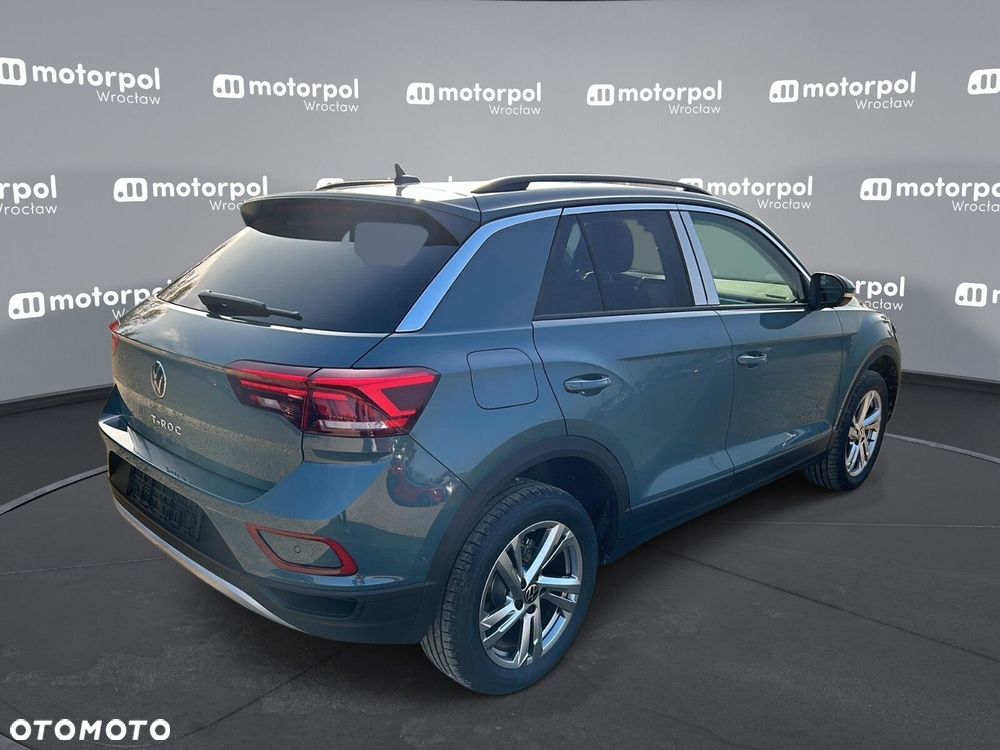 Volkswagen T-Roc - 10