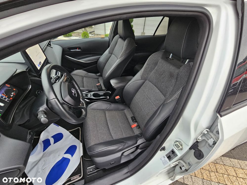 Toyota Corolla 1.8 Hybrid Style - 13