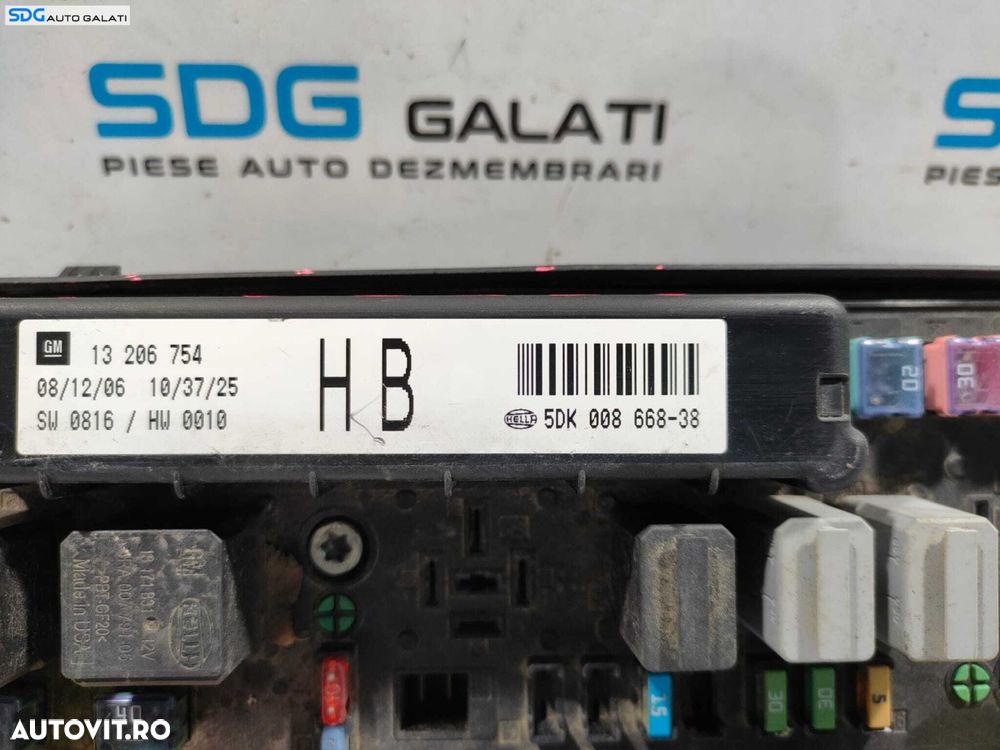 Unitate Calculator Panou Tablou Relee Sigurante Opel Zafira B 2005 - 2011 Cod 13206754 13206754HB [L5046] - 2