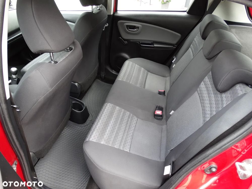 Toyota Yaris 1.0 Life EU6 - 16