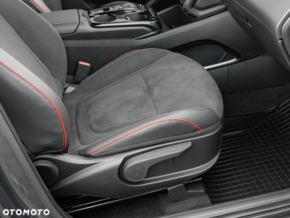 Hyundai Tucson - 32