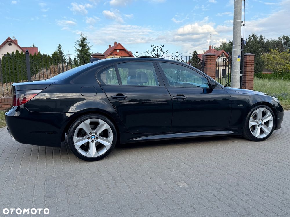 BMW Seria 5 530d - 24