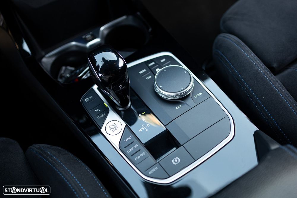 BMW 116 i Aut. M Sport - 24