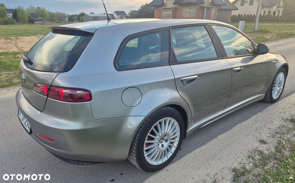 Alfa Romeo 159 2.0 JTDM 16V DPF Turismo - 6