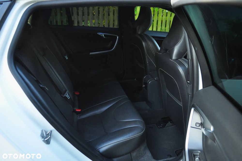 Volvo V60 T3 RDesign - 33