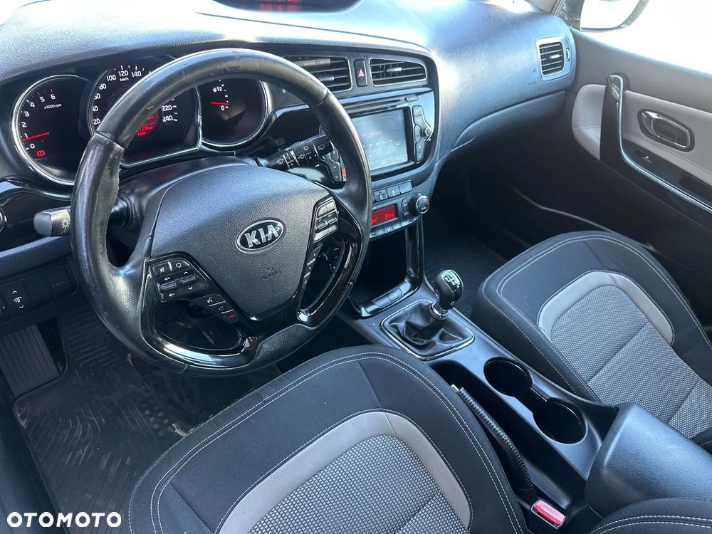 Kia Ceed - 18