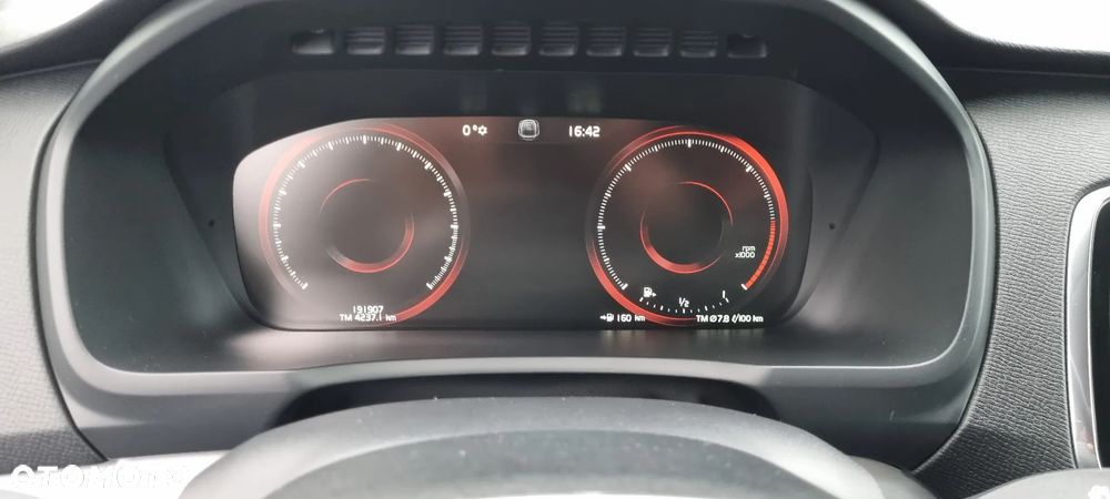 Volvo XC 90 D5 AWD Momentum - 14