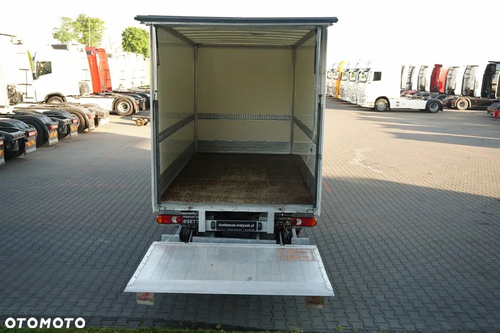 Renault MASTER / KONTENER - 4,5  M / WINDA DHOLLANDIA - 750 kg / SPROWADZONY - 22
