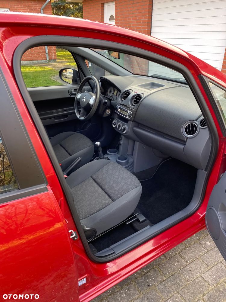 Mitsubishi Colt 1.3 Inform - 13