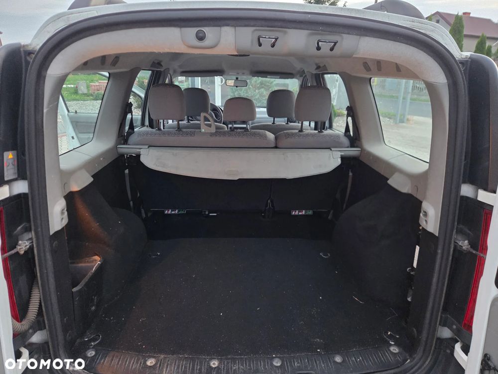 Dacia Logan - 10
