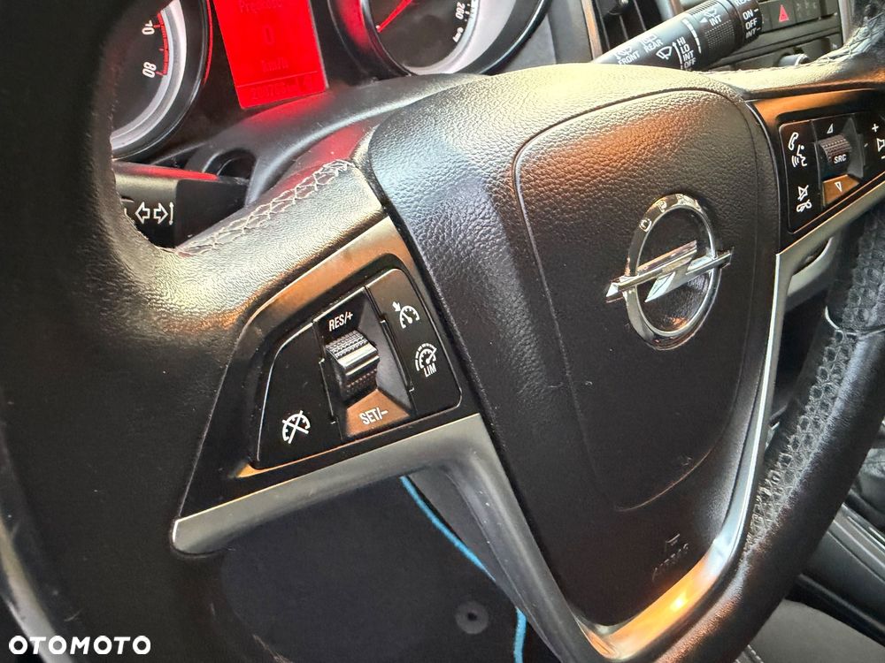 Opel Astra - 16