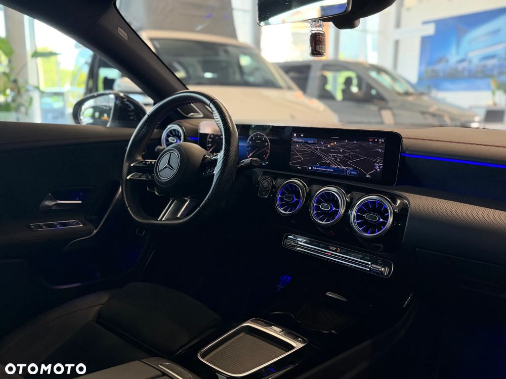 Mercedes-Benz CLA 200 AMG Line 7G-DCT - 5