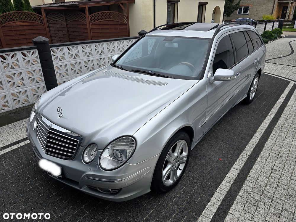 Mercedes-Benz Klasa E 320 CDI 4-Matic Avantgarde - 33