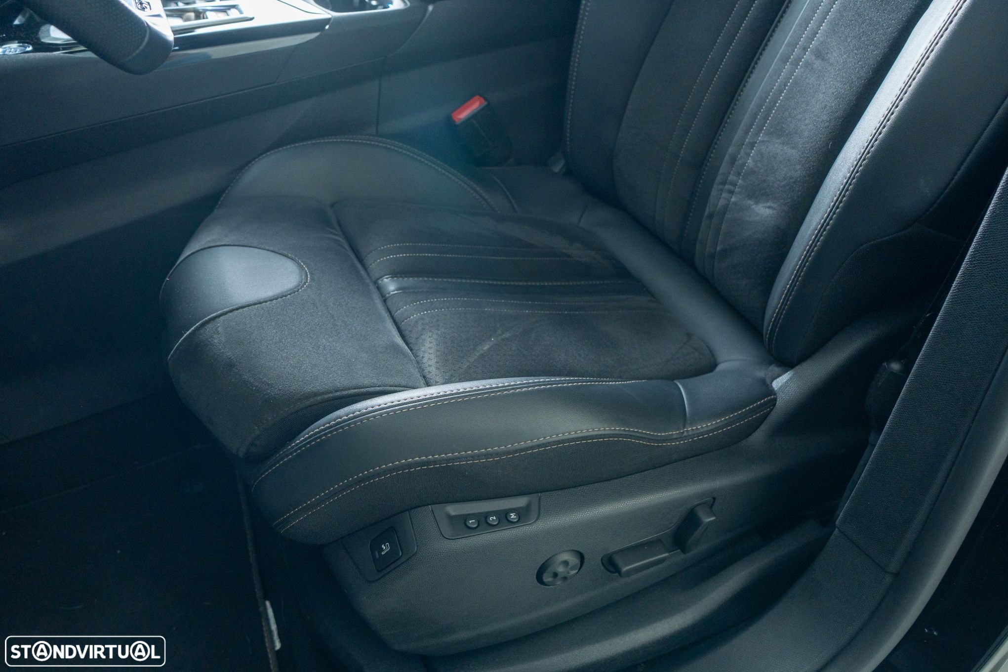 Peugeot 3008 1.2 PureTech GT Pack EAT8 - 7