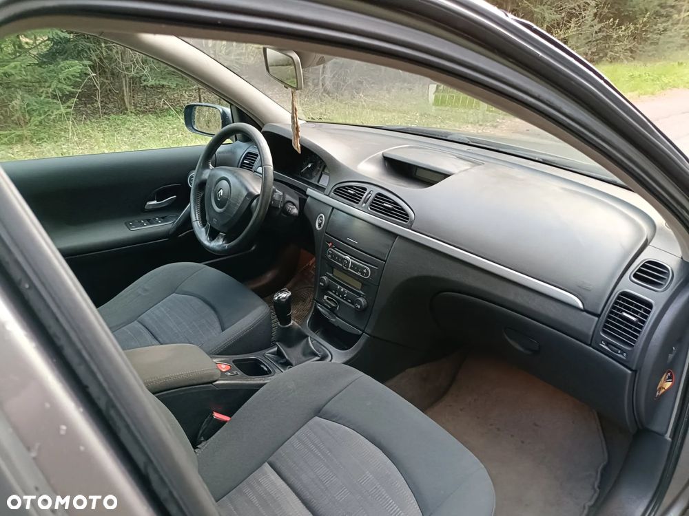 Renault Laguna 2.0 Dynamique - 8